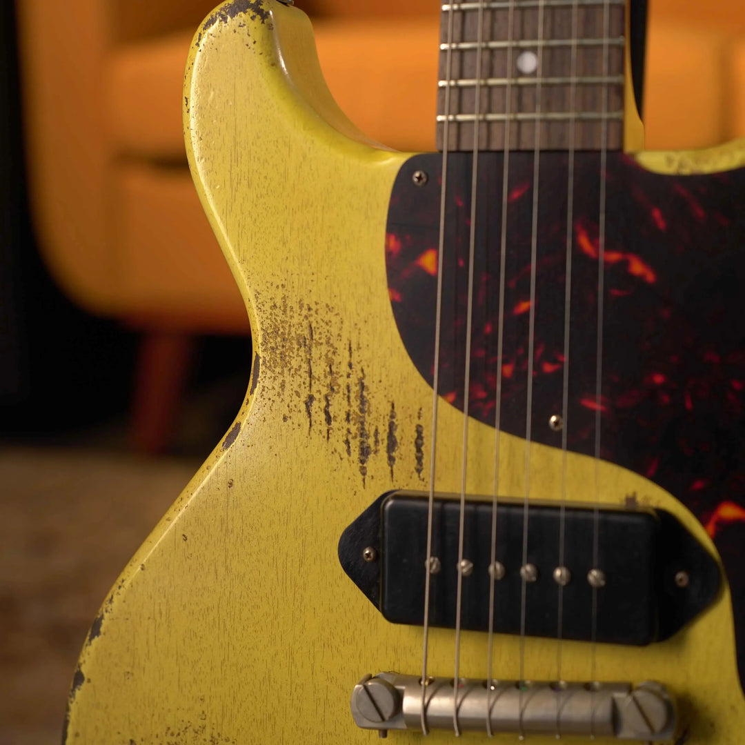 Rock N Roll Relics Thunders DC - TV Yellow