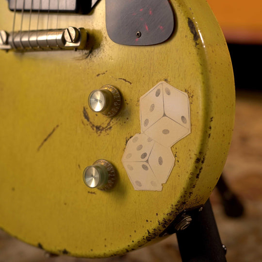 Rock N Roll Relics Thunders DC - TV Yellow
