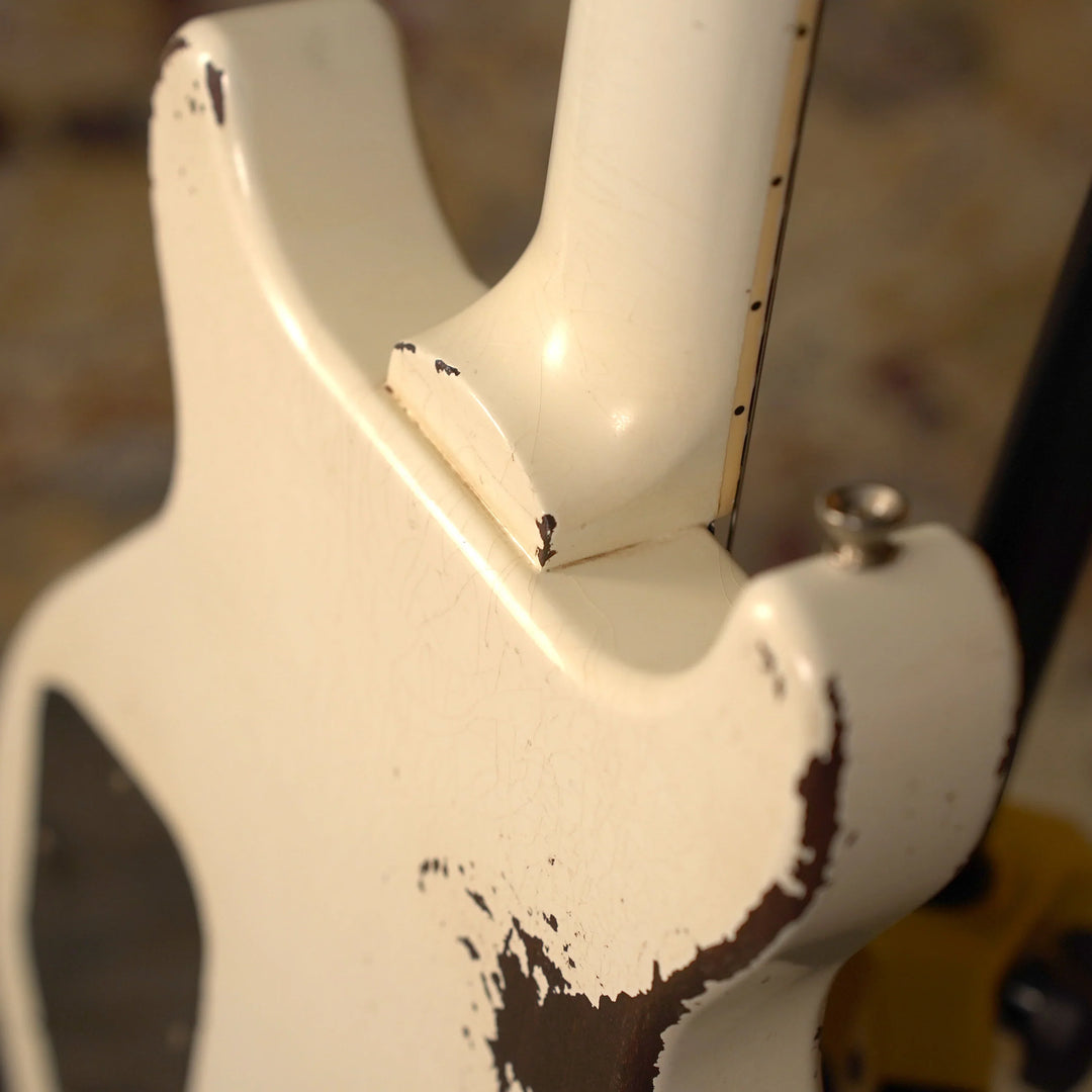 Rock N Roll Relics Thunders II - Aged White