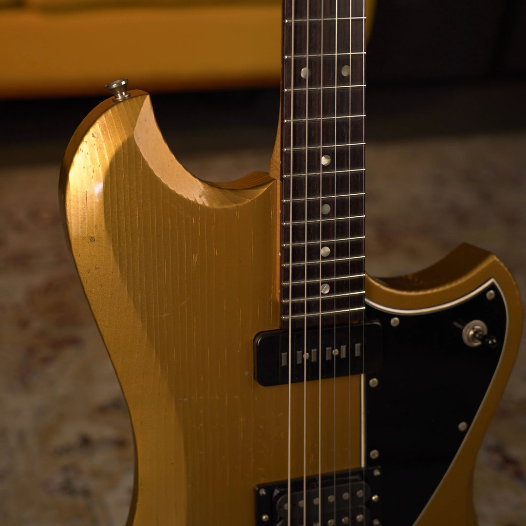 Novo Voltur V2 - Gold Top Gold