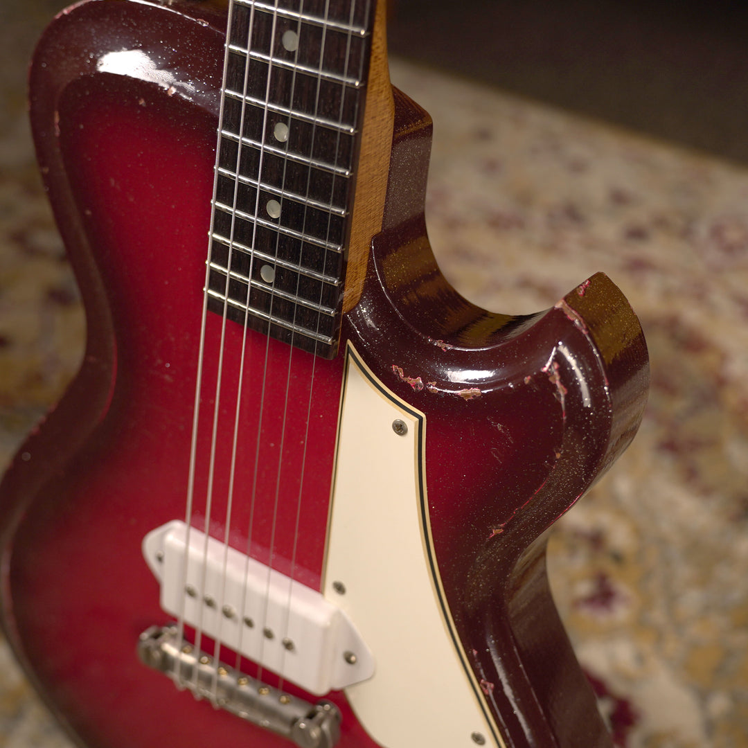 Novo Solus M1 - Silvertone Burst