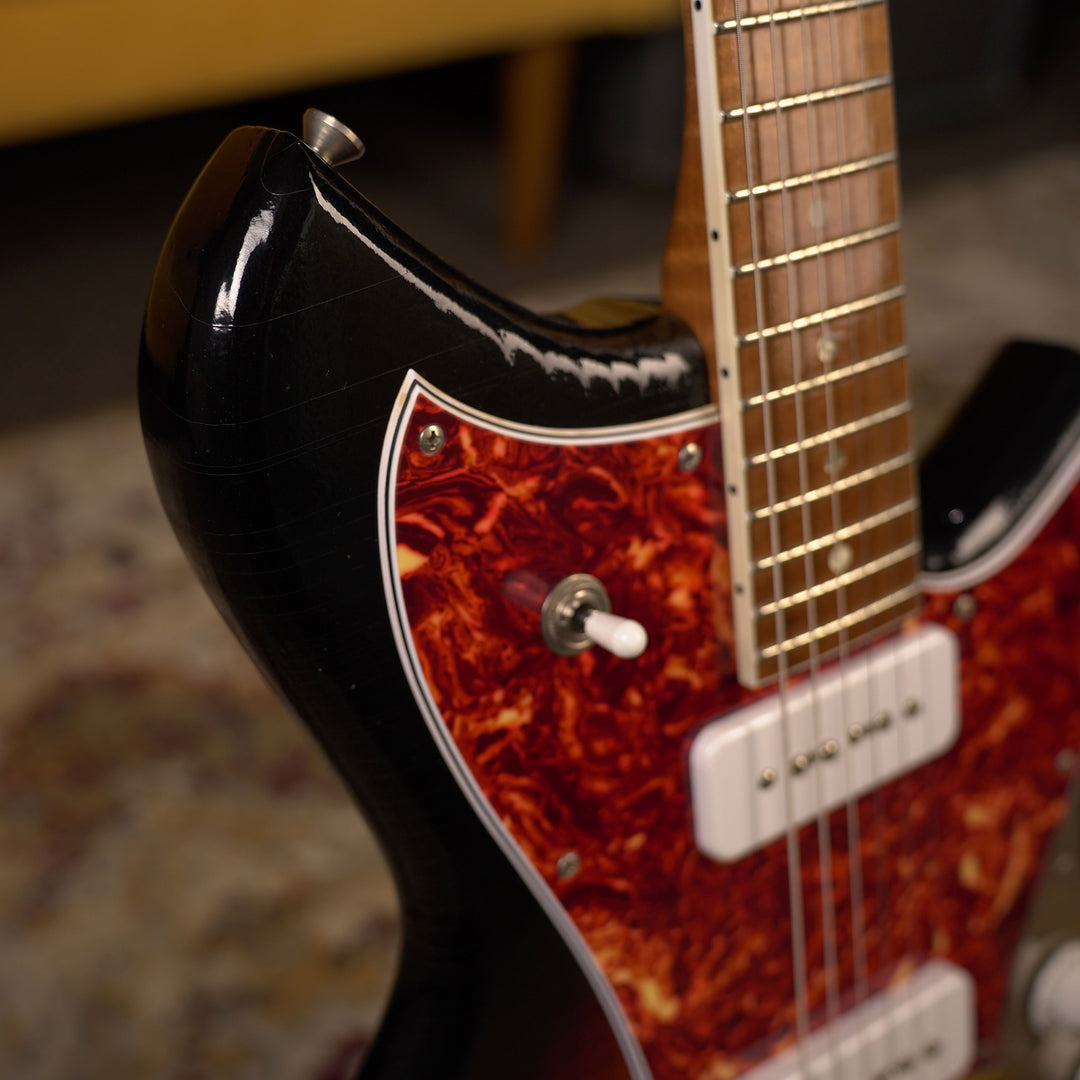 Novo Serus J - 3-Tone Burst Sparkle