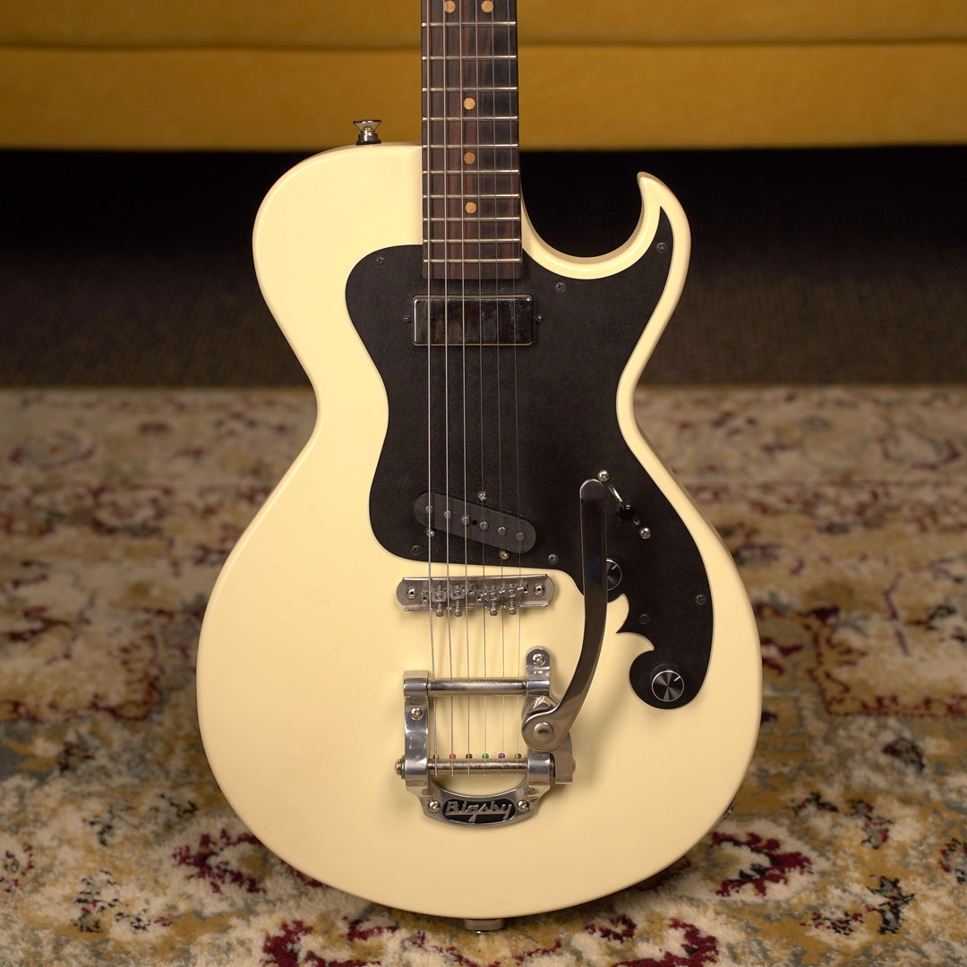 Used Grez Folsom - Light Cream