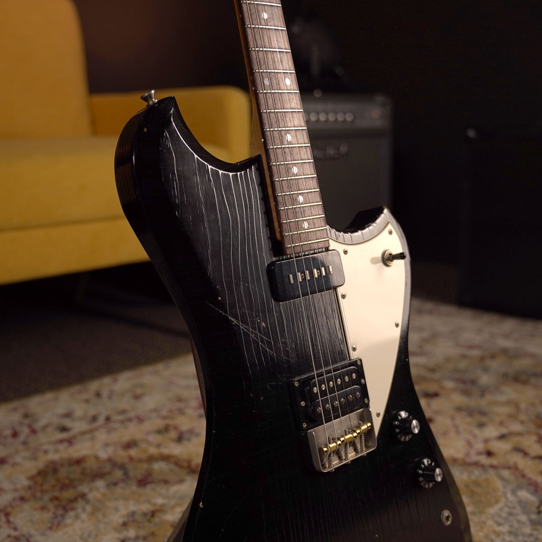 2023 Novo Voltur V2 - Bull Black