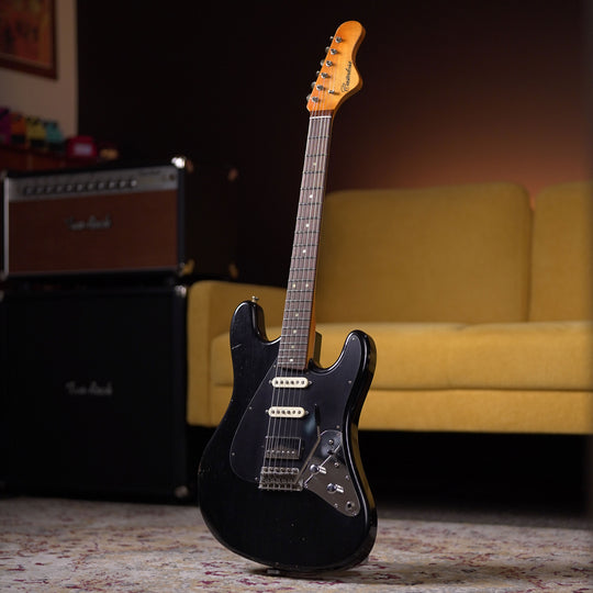 Castedosa Guitars "Familia Built" El Caballo - Black