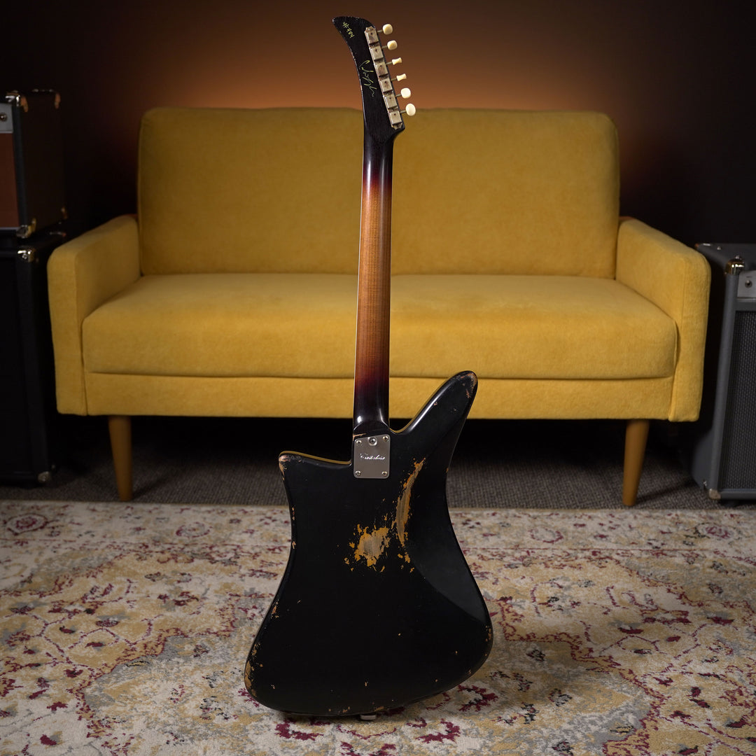 Castedosa Maravilla L-84 - Black Over 3-Tone Sunburst