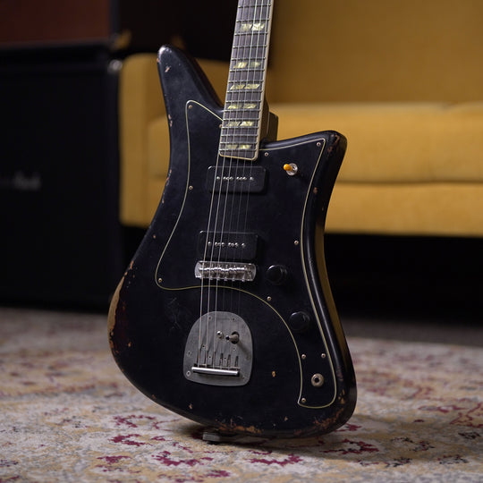 Castedosa Maravilla L-84 - Black Over 3-Tone Sunburst