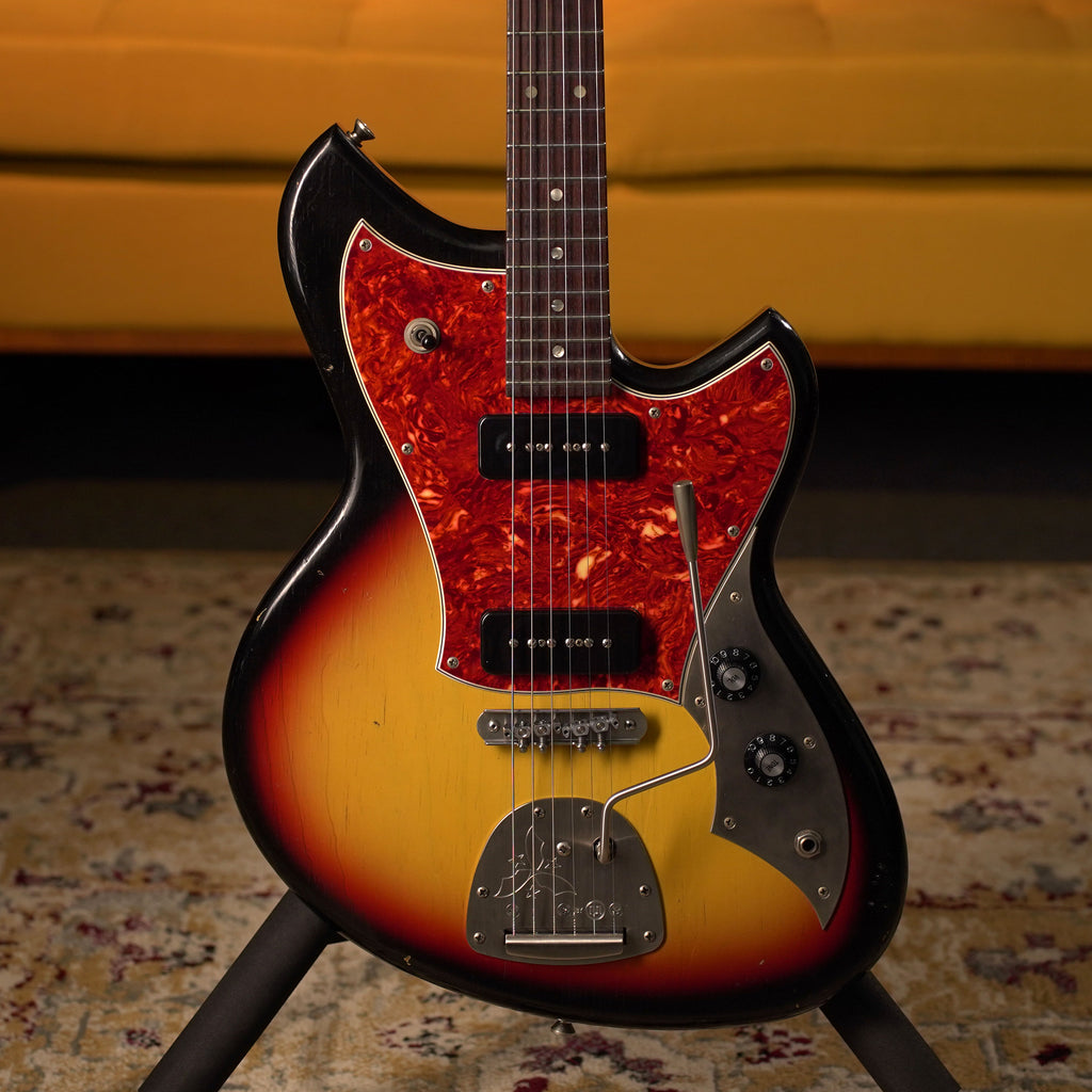 Novo Serus J - 64 3-Tone Burst – High Voltage Guitars