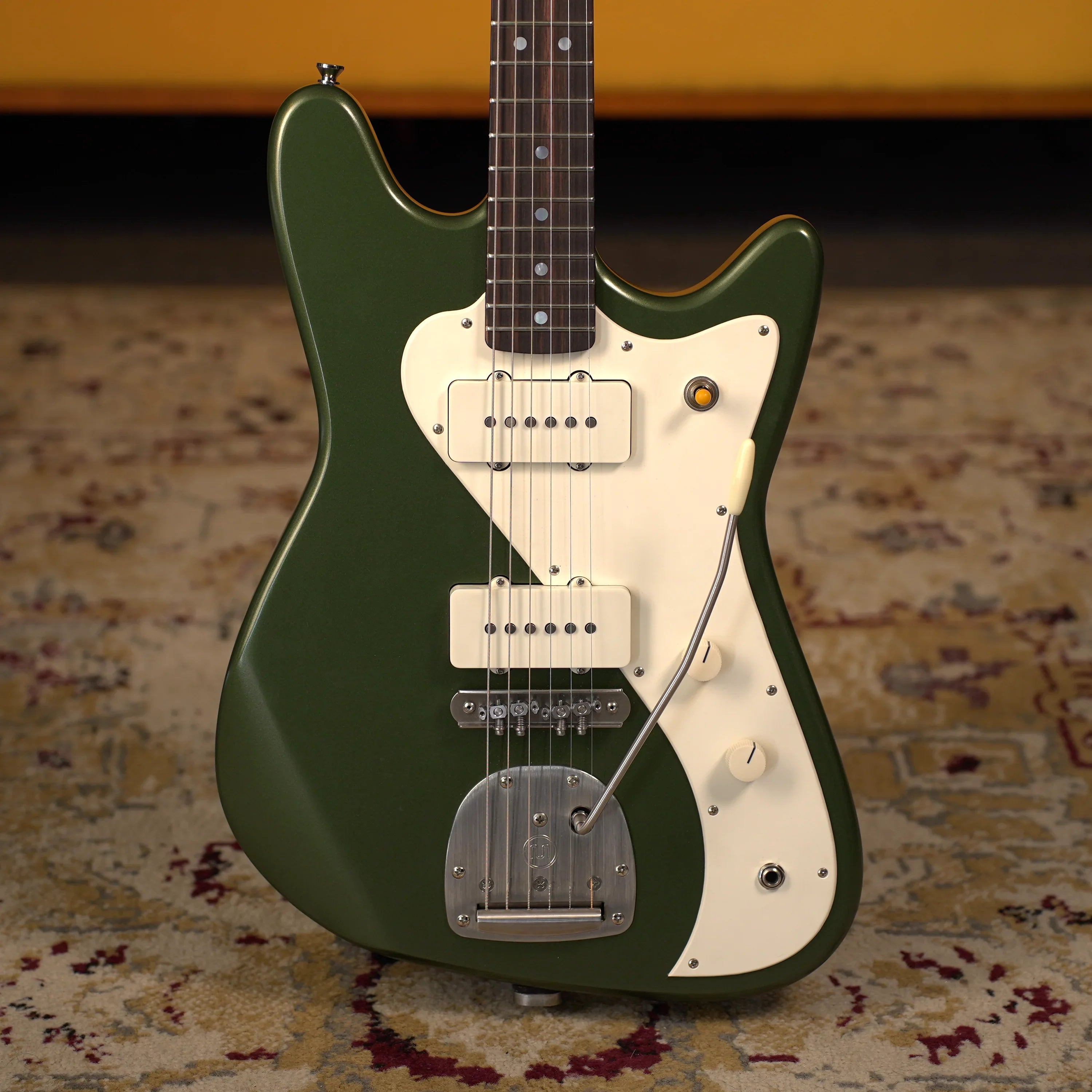 Black Bobbin Guitars – High Voltage Guitars
