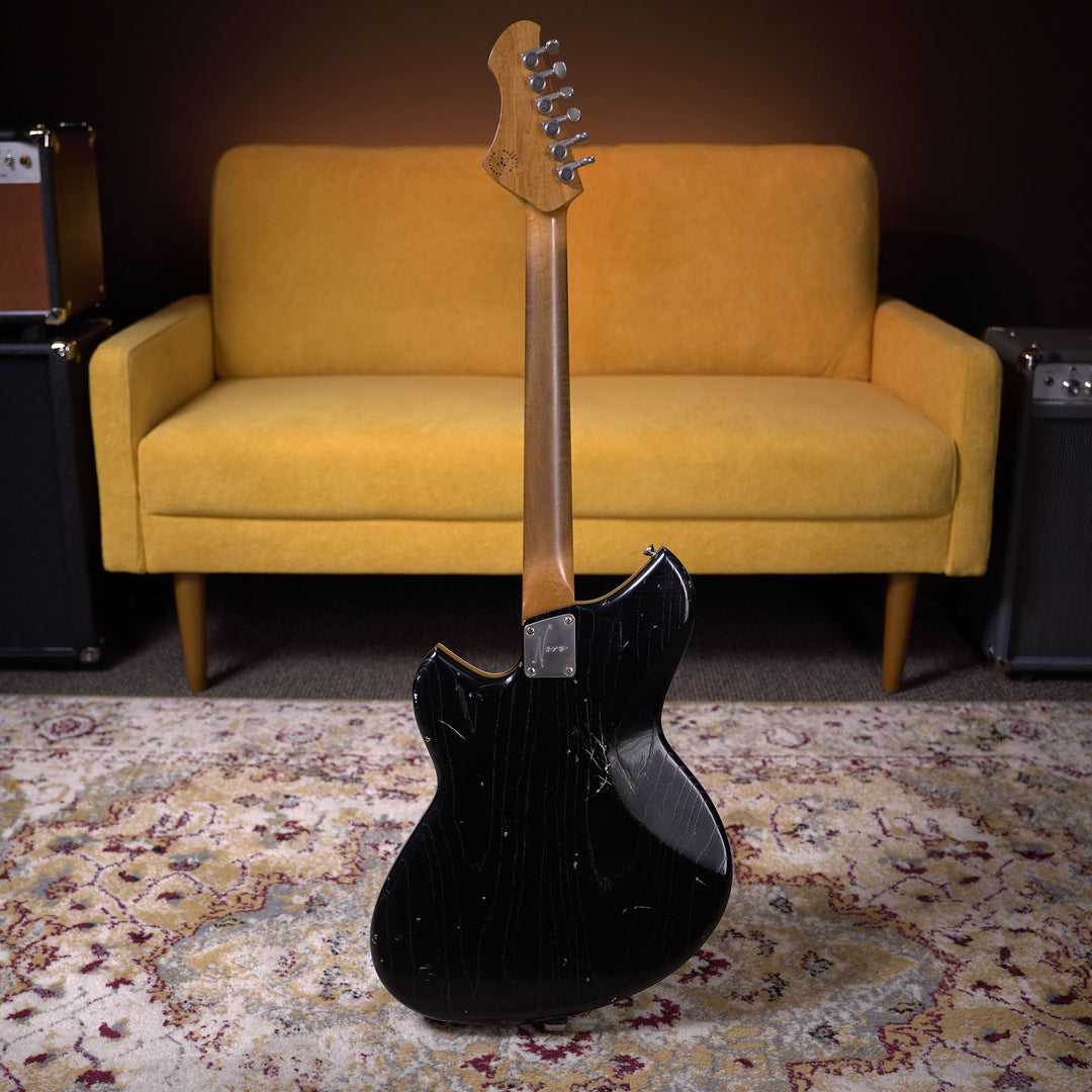 Novo Miris P2 - Bull Black