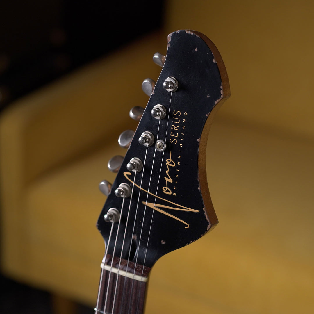 Novo Serus J - Bull Black over '64 3-Tone Burst