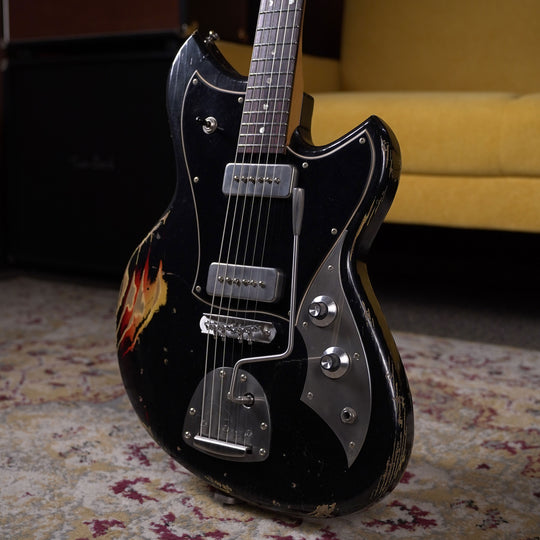Novo Serus J - Bull Black over '64 3-Tone Burst