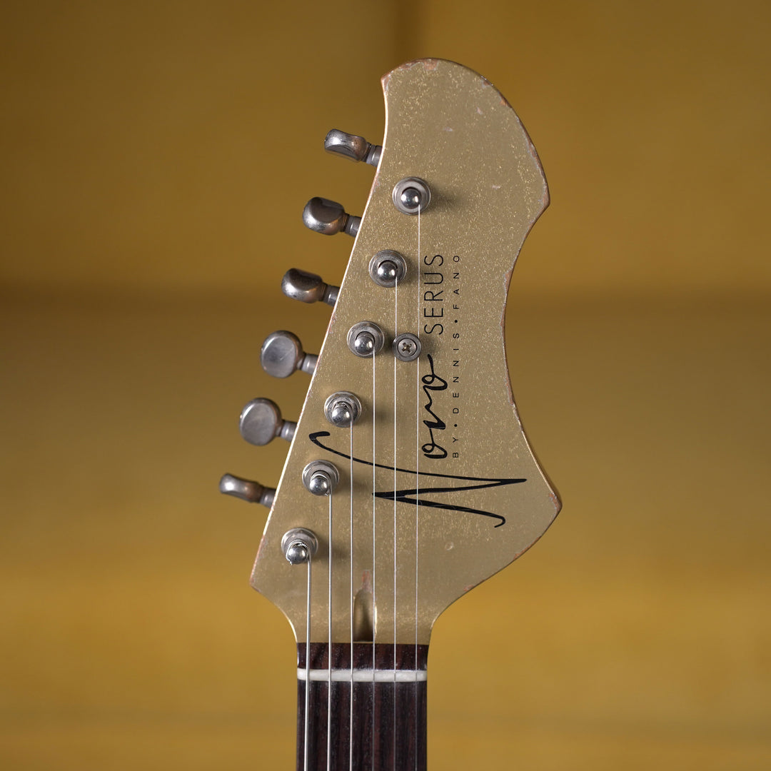 Novo Serus J - Shoreline Gold over '64 3-Tone Burst
