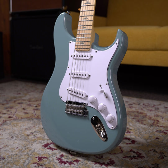PRS SE Silver Sky Maple - Stone Blue