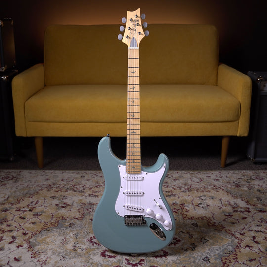 PRS SE Silver Sky Maple - Stone Blue