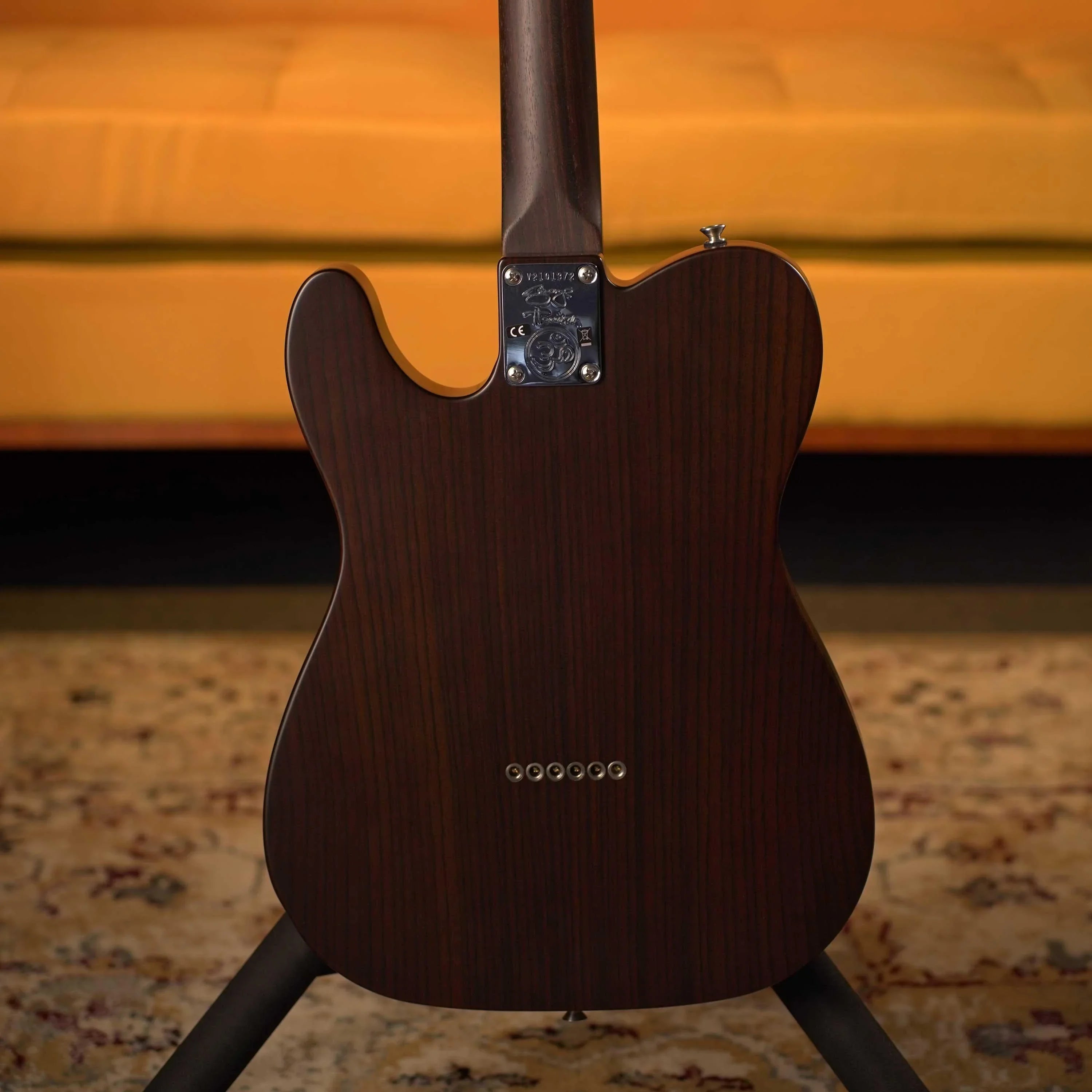 新品Fender GEORGE HARRISON ROSE TELECASTER Fender's George Harrison Rosewood Telecaster is back