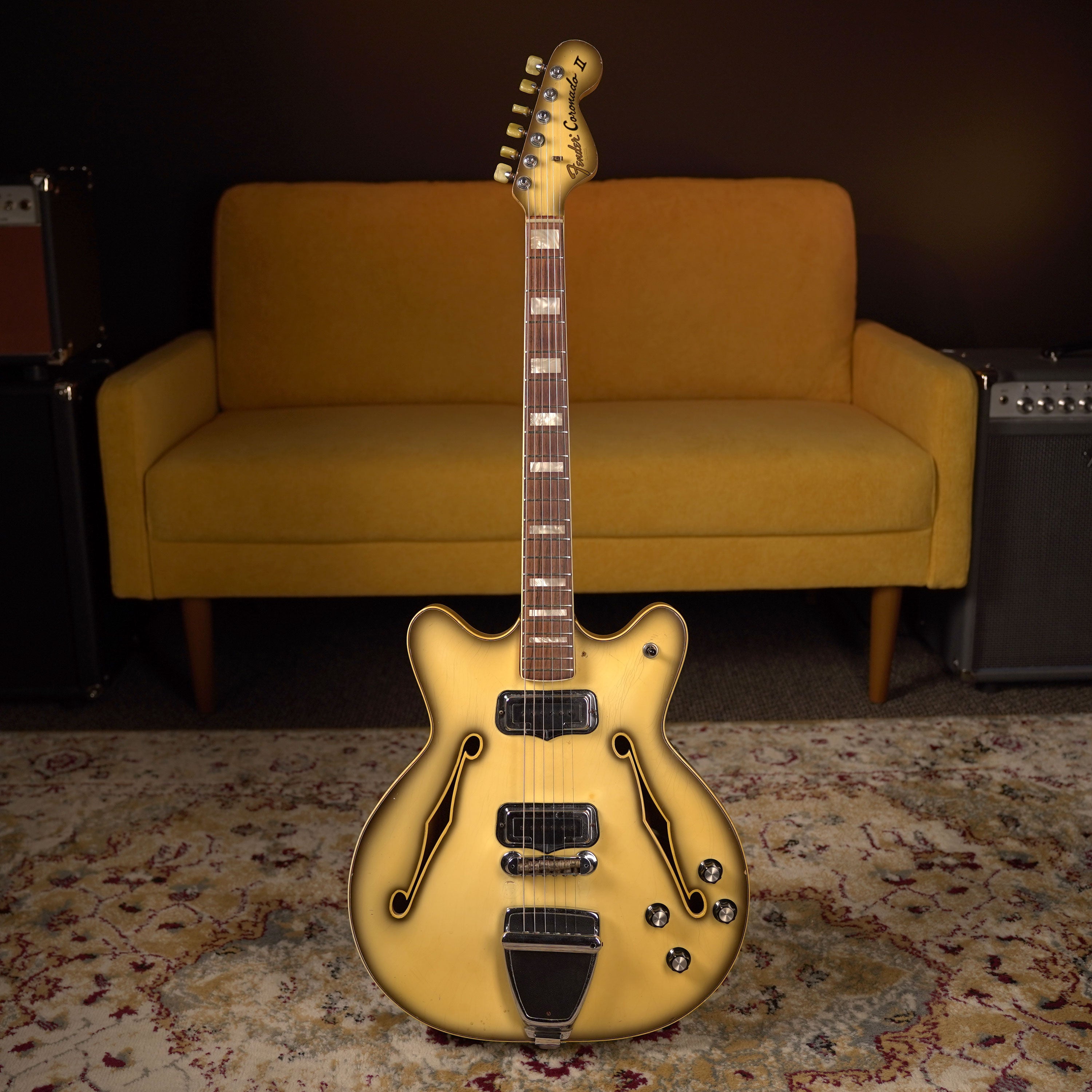 あ*な様 Fender Player II Series Stratocaste 1971 Fender Coronado II - Antigua Burst – High Voltage Guitars