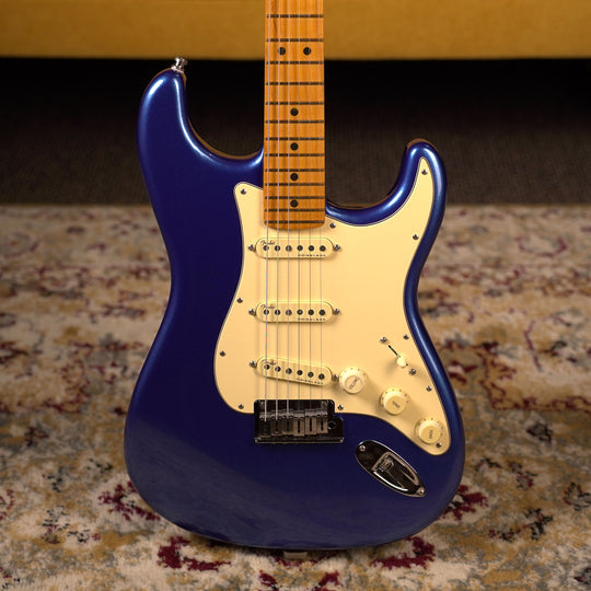 2023 Fender American Ultra Stratocaster - Cobra Blue