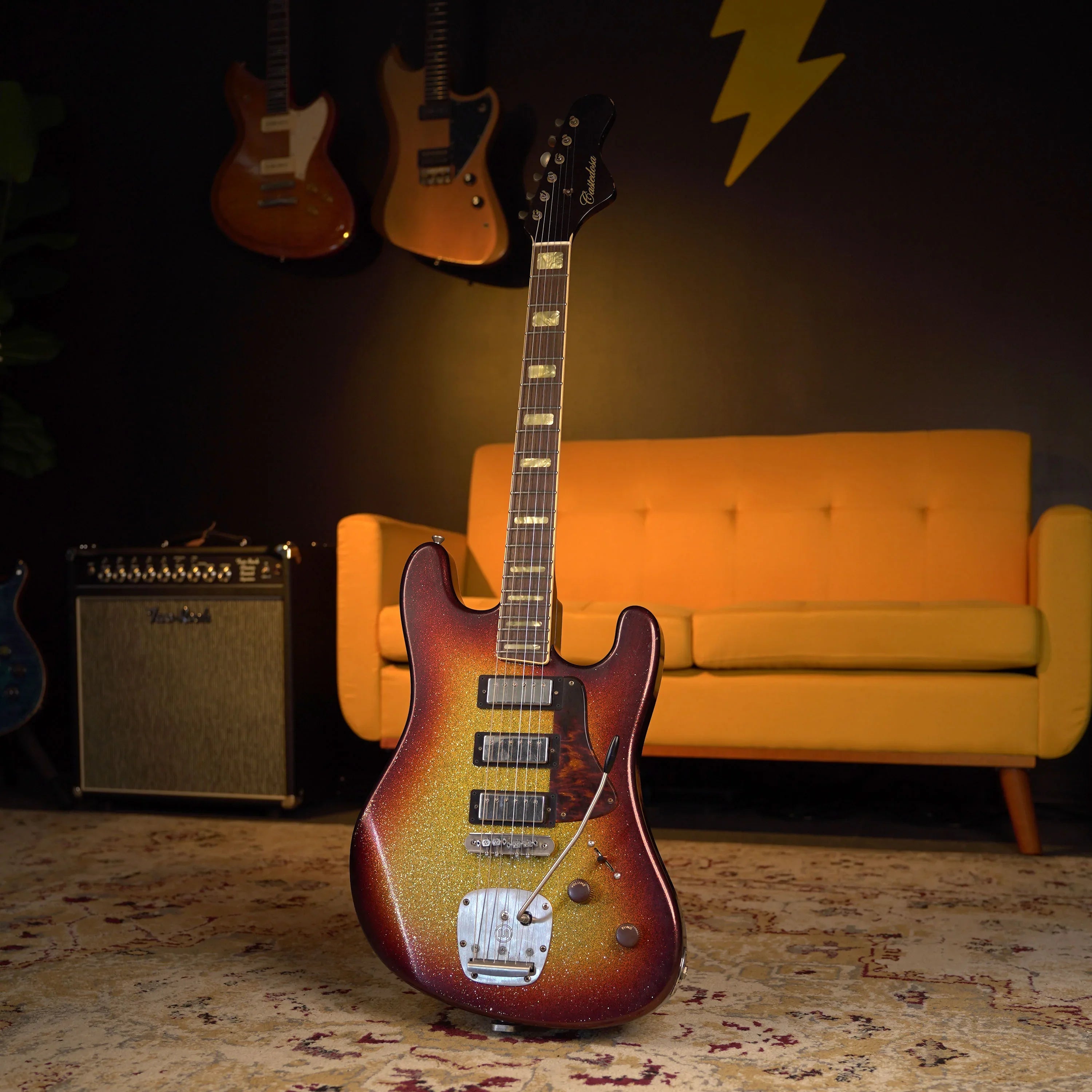 Castedosa Guitars Conchers Standard - 3-Tone Sunburst Sparkle