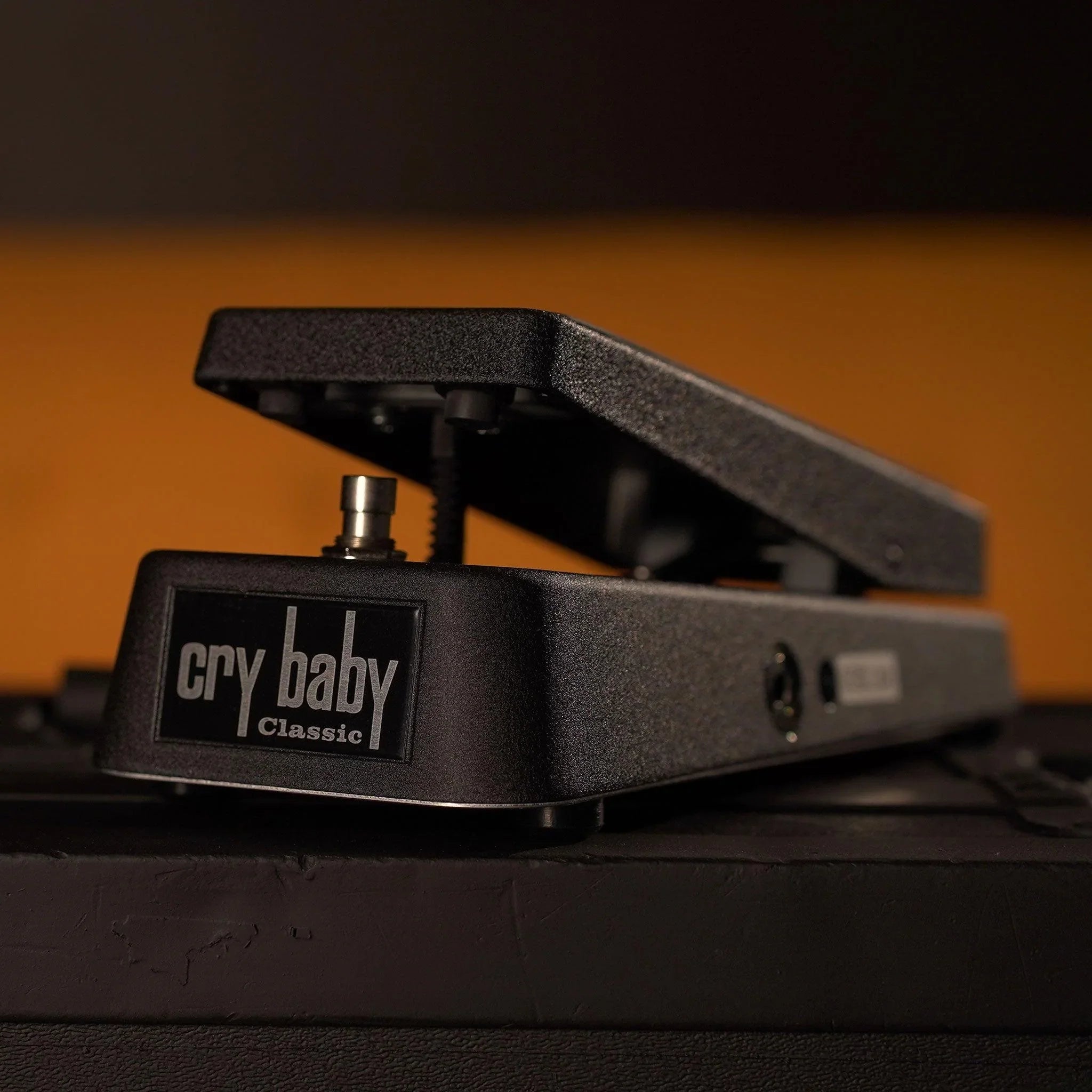 Dunlop GCB95F Crybaby Classic Wah – High Voltage Guitars