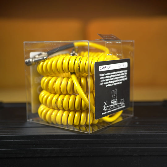 Divine Noise 30' Curly Straight-Right Angle Instrument Cable